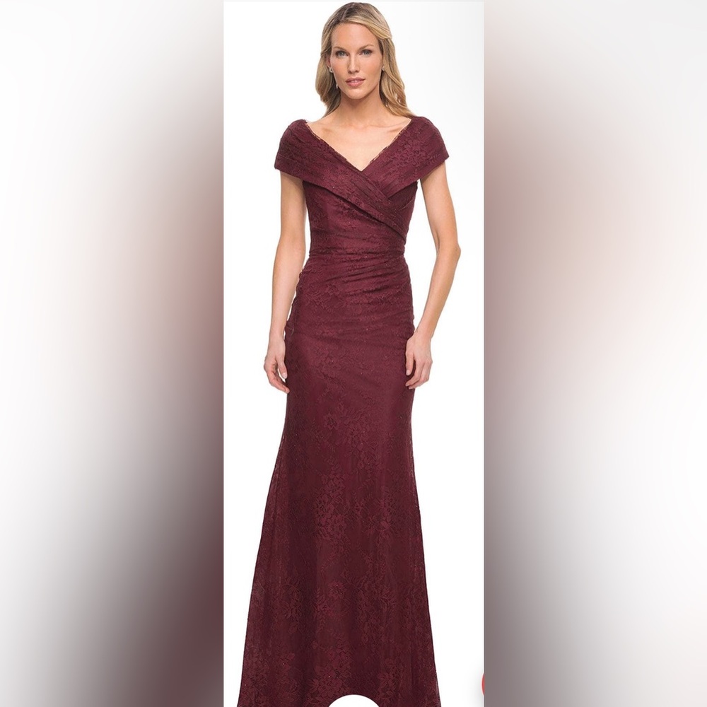 Elegant Burgundy La femme 27982 prom dress